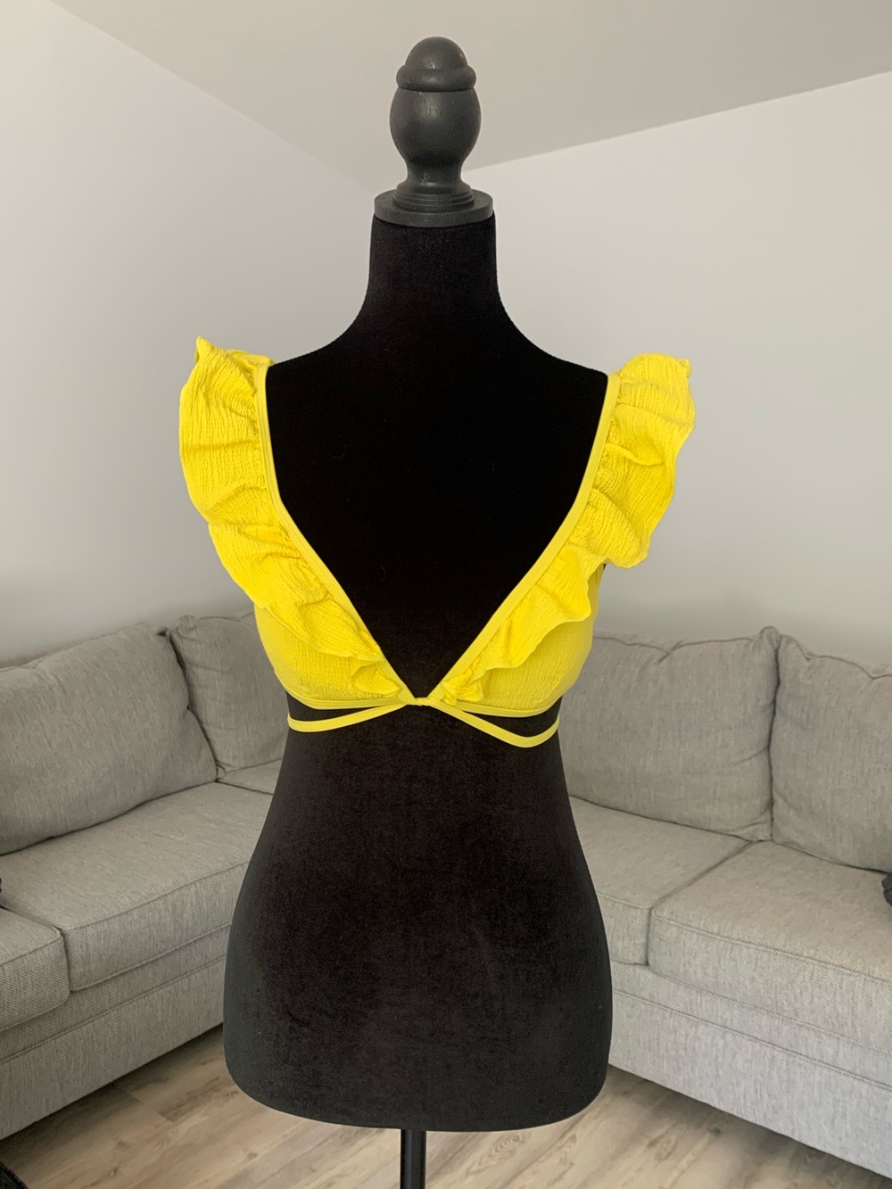 NWOT! Lost Ink, ASOS Yellow Ruffle bikini top - Picture 4 of 9